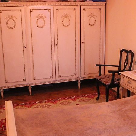 Homestay On Akademika Sakharova Sohum Dış mekan fotoğraf